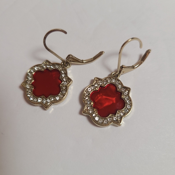Elegant Red and Gold Earrings - Picture 4 of 6